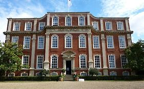 Chicheley Hall Hotel 4*